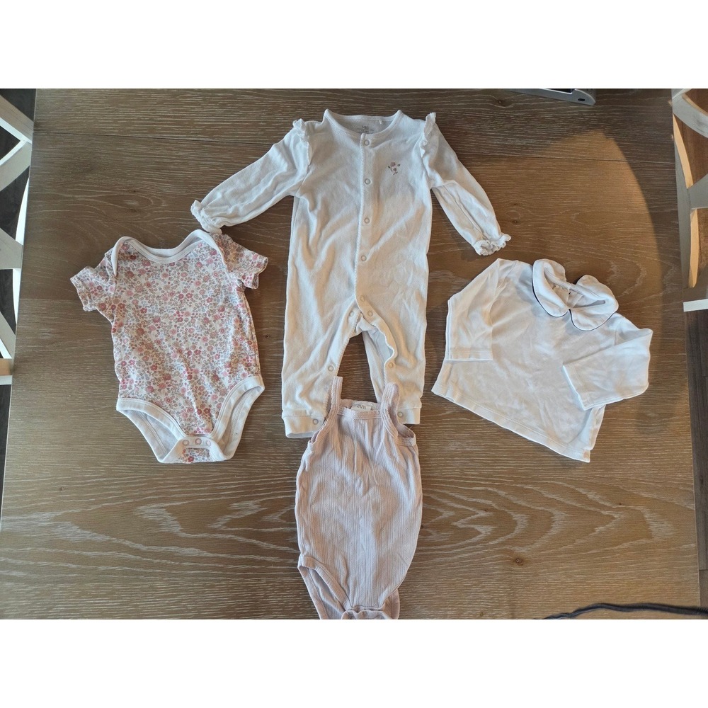Baby girl bundle size 6-9 mos mixed lot‎